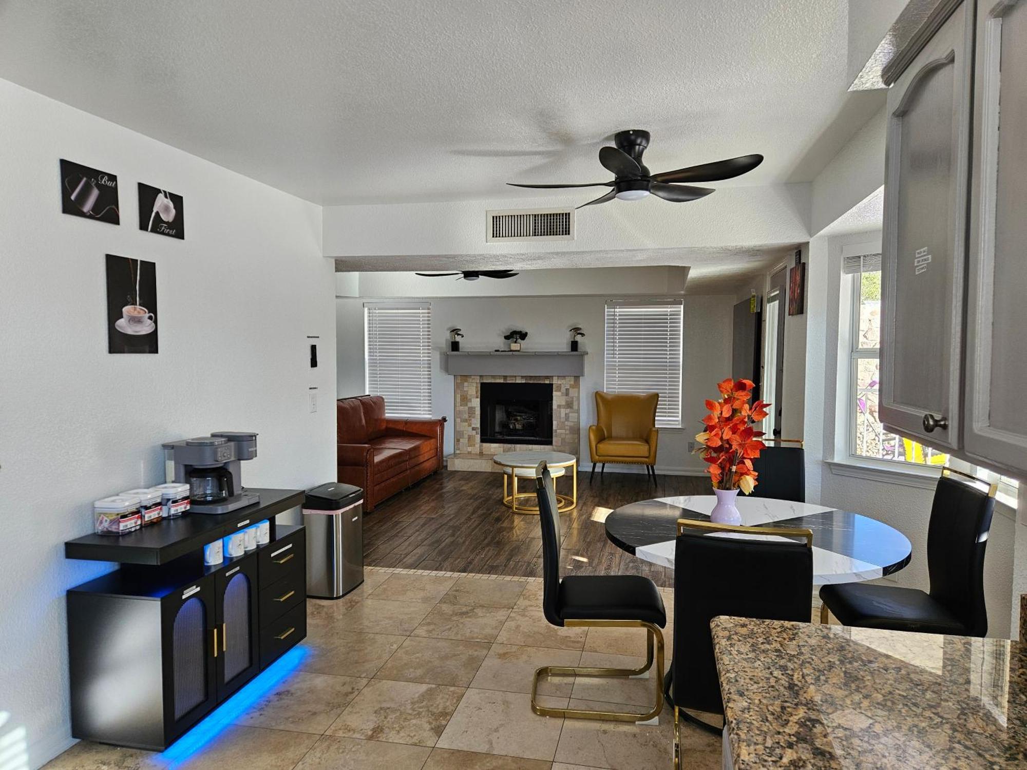 Franklin Luxe Oasis Villa El Paso Exterior photo
