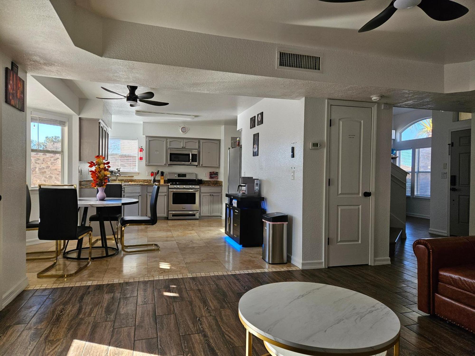 Franklin Luxe Oasis Villa El Paso Exterior photo